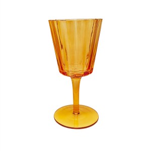 Ribbed Vertical Drinking Glasses