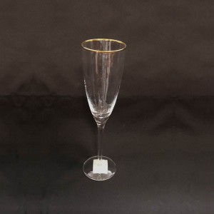 Gold Rimmed Wine Glasses